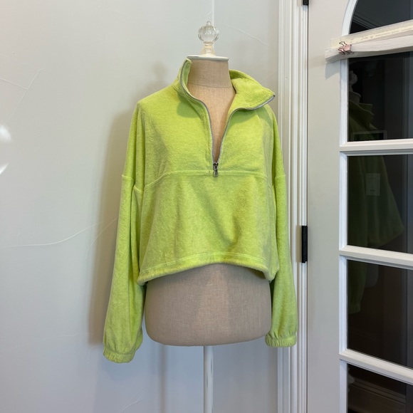 Gil Rodriguez Green Lounge Set - Picture 12 of 15